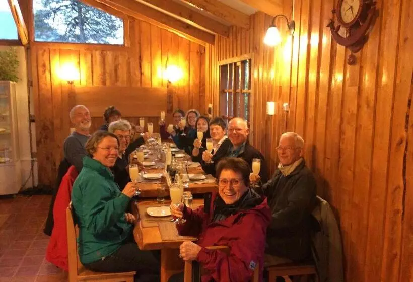 Aamiaismajoitus (B&B) Los Mañíos Del Queulat Puyuhuapi