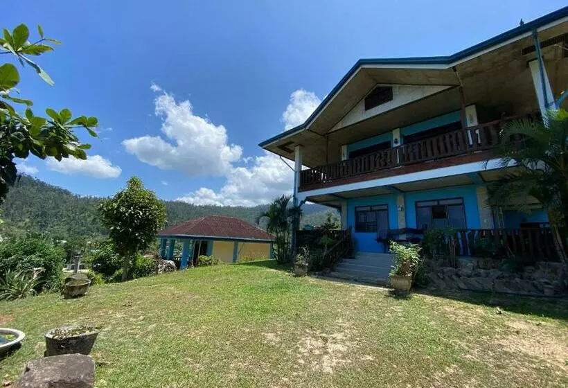 Aamiaismajoitus (B&B) Santa Claus Hilltop