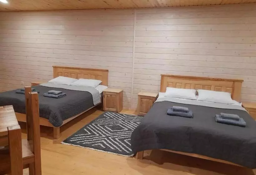 Hotel Berloga Pylypets