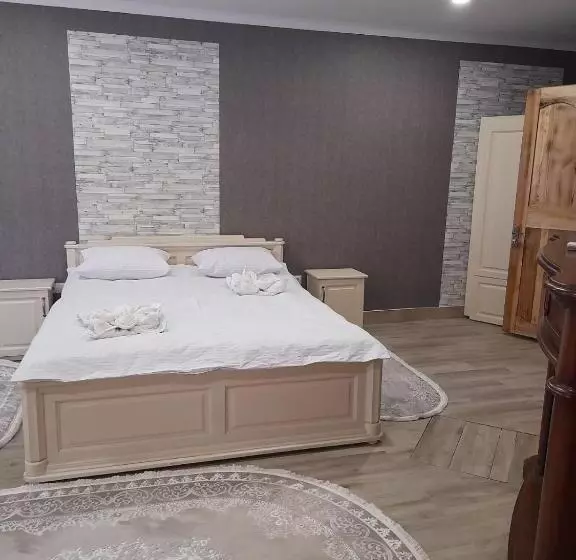 Hotel Berloga Pylypets