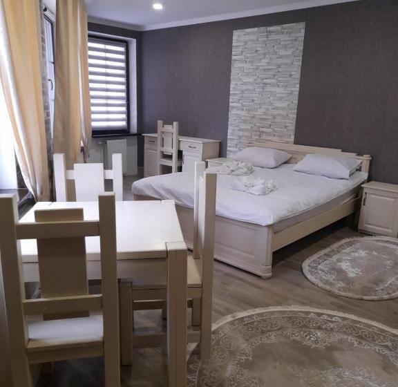 호텔 Berloga Pylypets