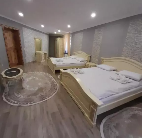 Hotel Berloga Pylypets