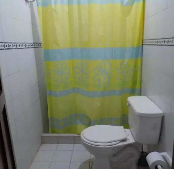 هتل Central   Mocoa