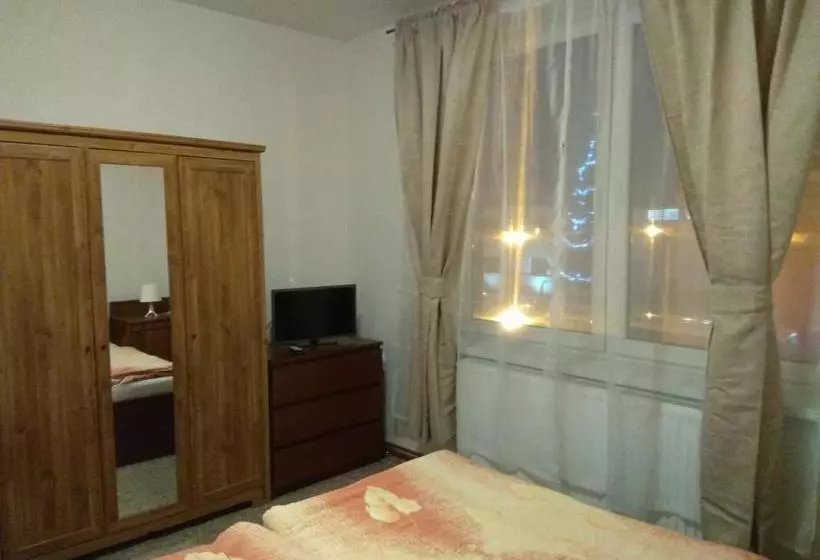 Hotelli Lidový Dům