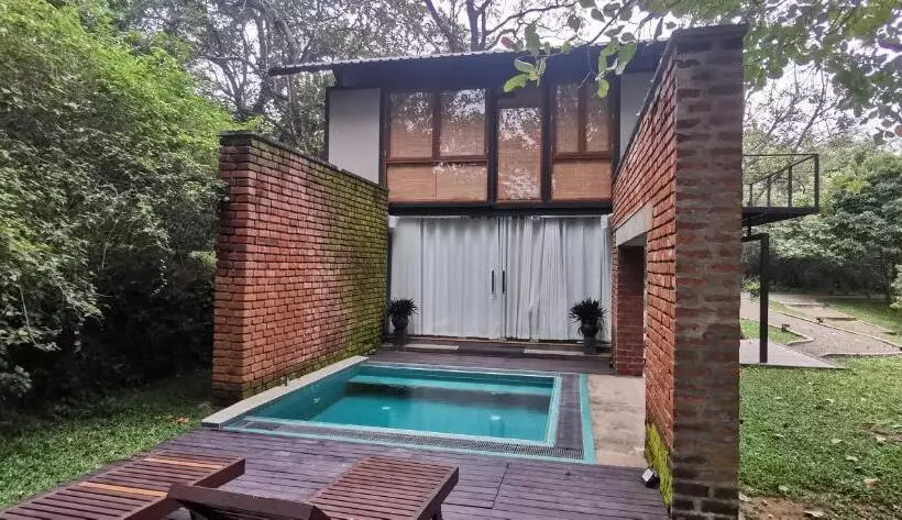 Hotelli Sennya Resorts