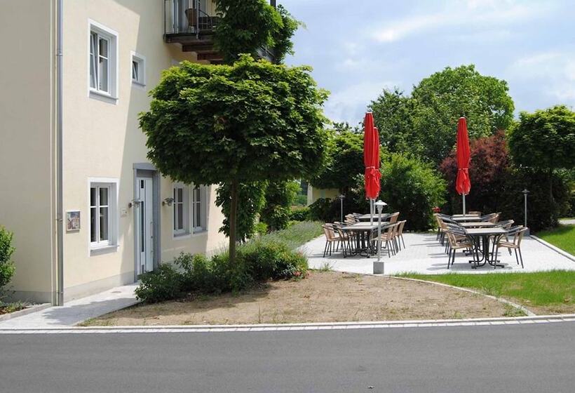 Hotelli Zum Kirchenwirt