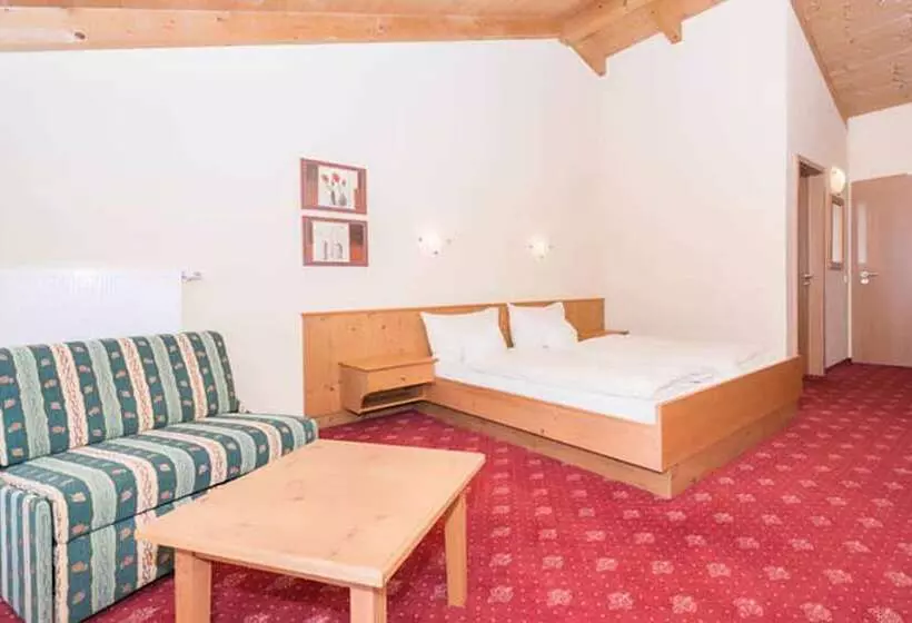 Hotelli Zum Kirchenwirt