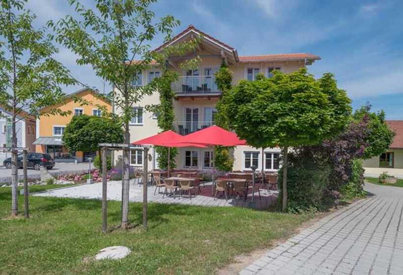 Hotelli Zum Kirchenwirt