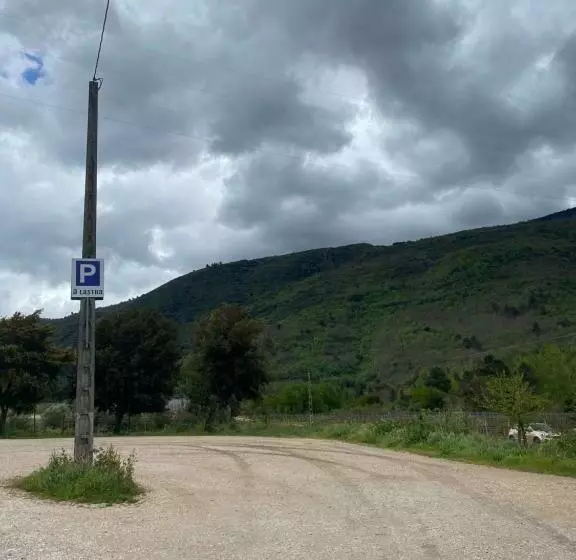 ペンション A Lastra