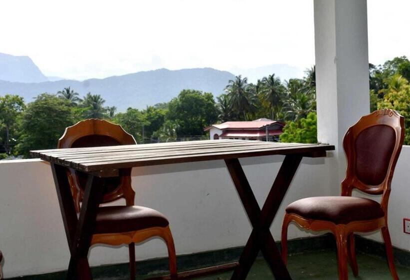 پانسیون Green Heritage Holiday Resort