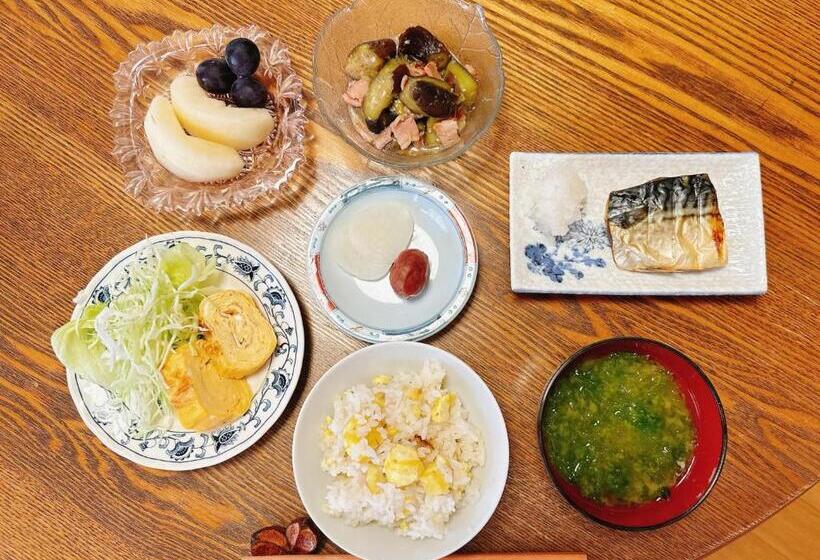 פנסיון Guest House Island