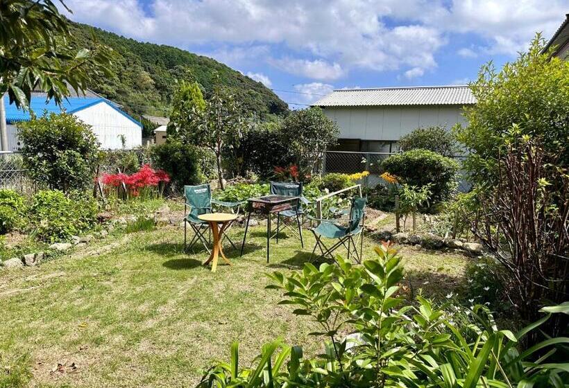 פנסיון Guest House Island