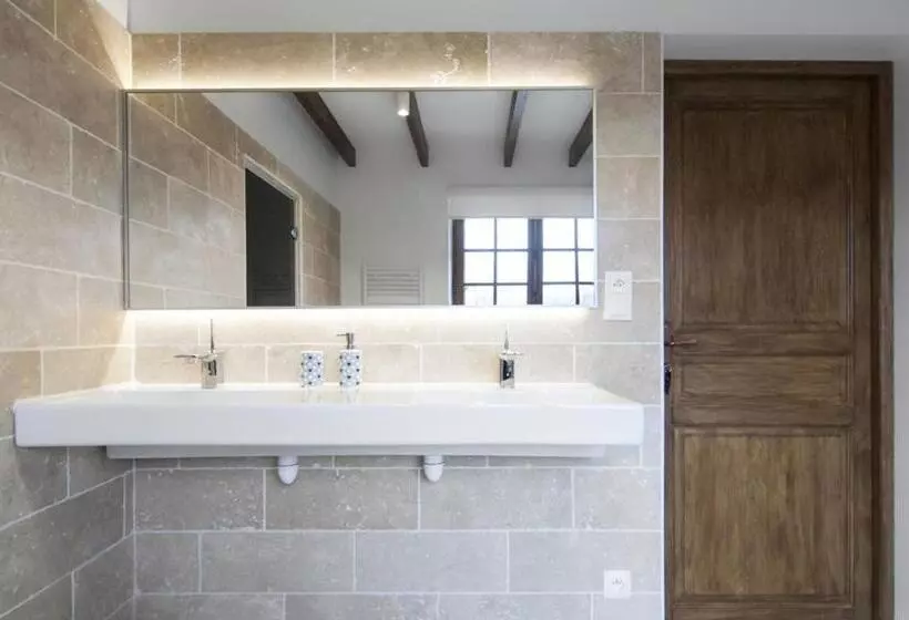 Majatalo Jardin Des Sens, La Rente D Eguilly