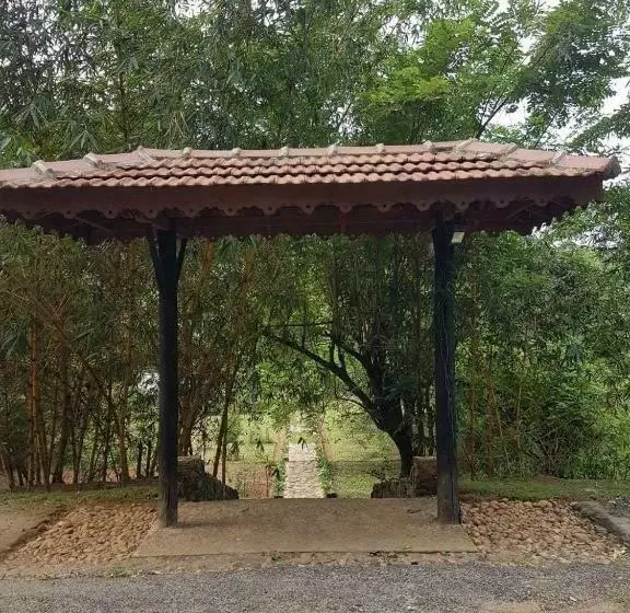 Majatalo Kandy Okaya