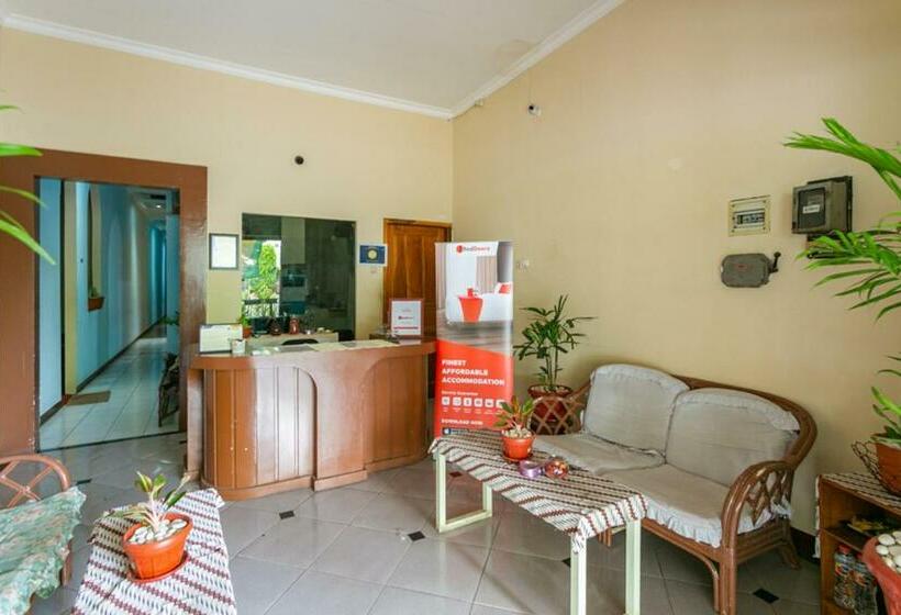 بنسيون Reddoorz Syariah @ Sakinah Guesthouse