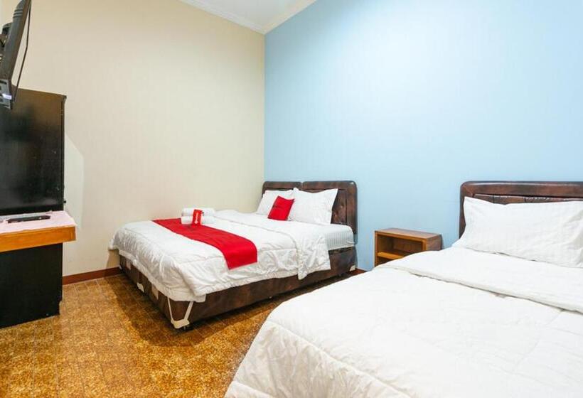 بنسيون Reddoorz Syariah @ Sakinah Guesthouse