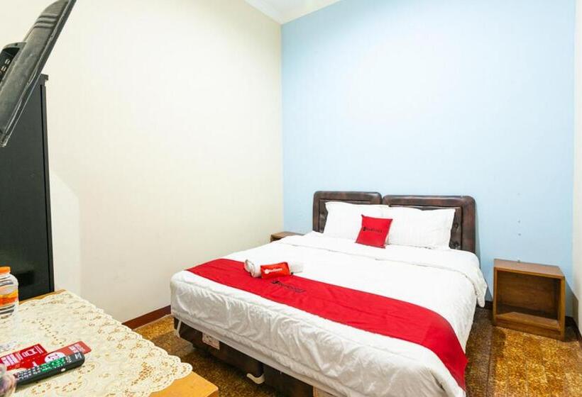 بنسيون Reddoorz Syariah @ Sakinah Guesthouse