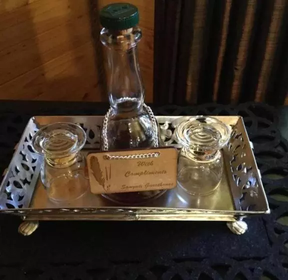 Majatalo Sanyati Guesthouse