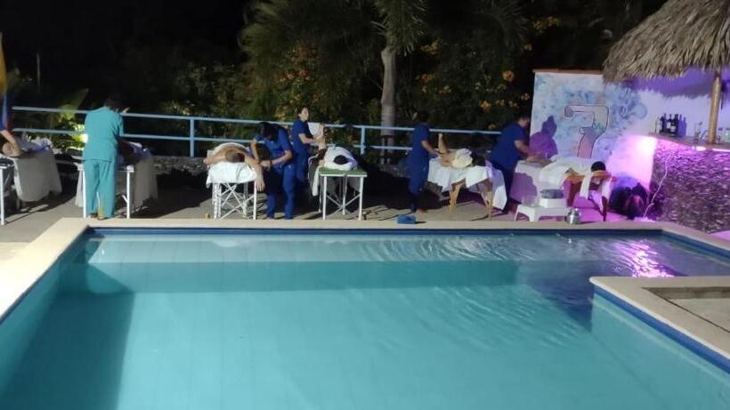 پانسیون Tayrona Angel Lodge