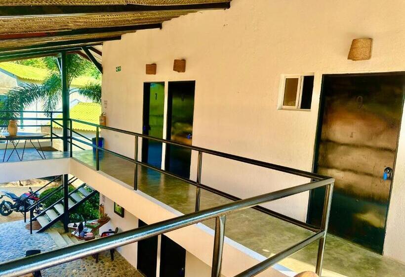 پانسیون Tayrona Angel Lodge