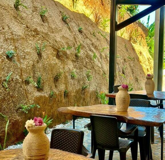 پانسیون Tayrona Angel Lodge