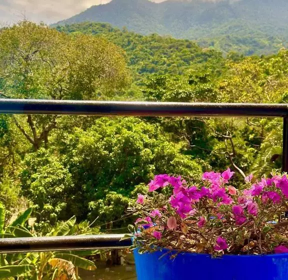 Majatalo Tayrona Angel Lodge