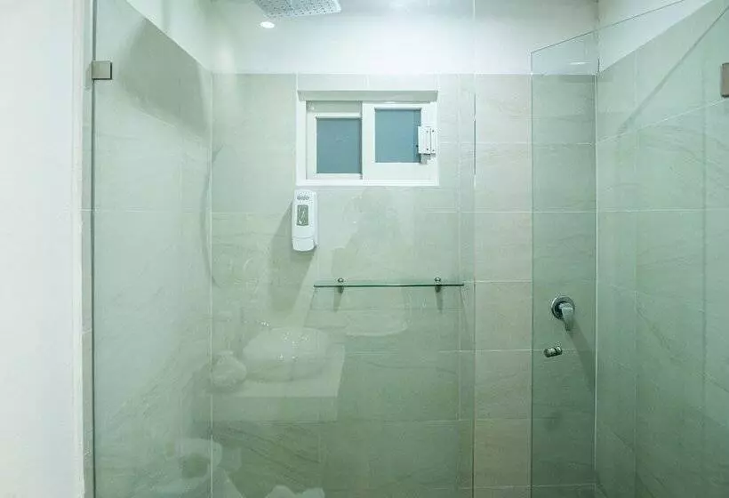 Retkeilymaja Villas Parota Inn