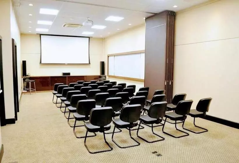 Hotelli Ibis Budget Nao Me Toque