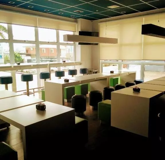 Hotelli Ibis Budget Nao Me Toque