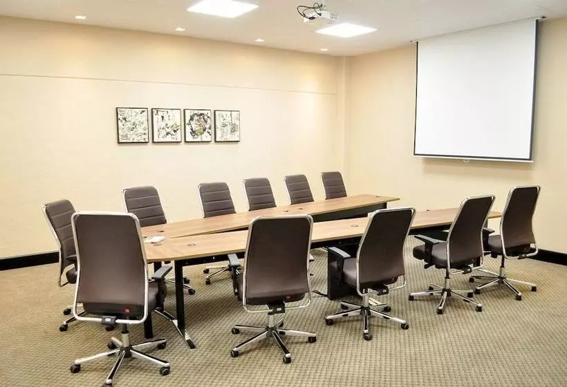 Hotelli Ibis Budget Nao Me Toque