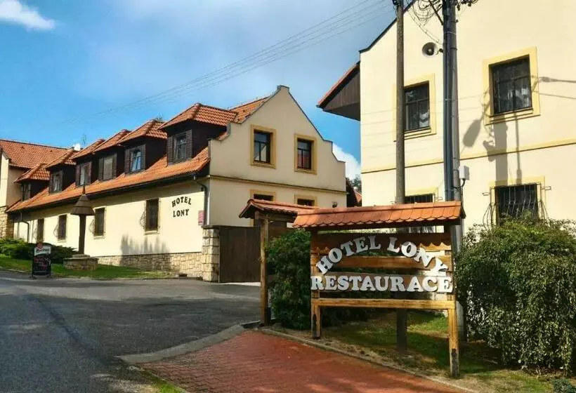 Hotelli Lony
