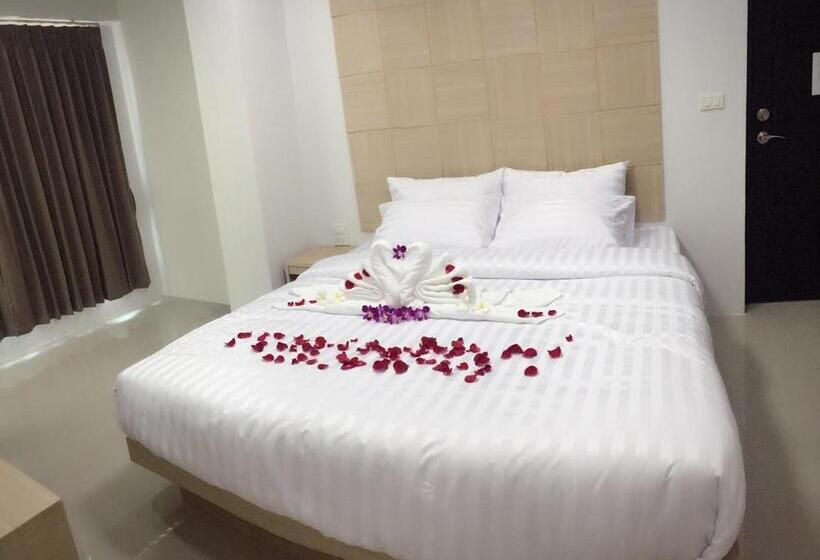 בית מלון כפרי Nava Grand