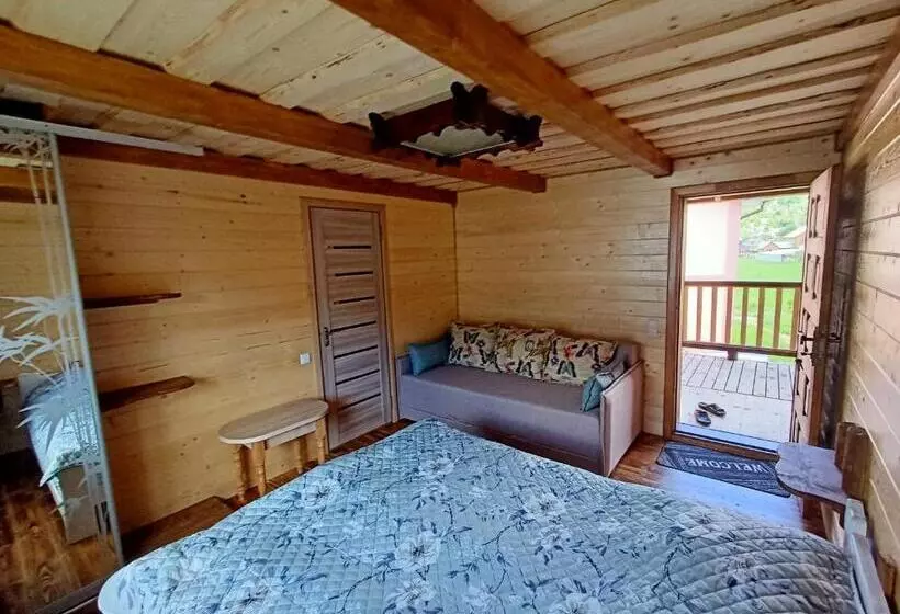 Majatalo Girskyi Kutochok