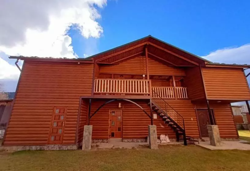 Majatalo Girskyi Kutochok