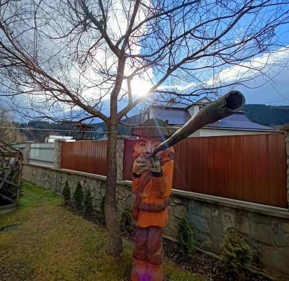 بنسيون Girskyi Kutochok