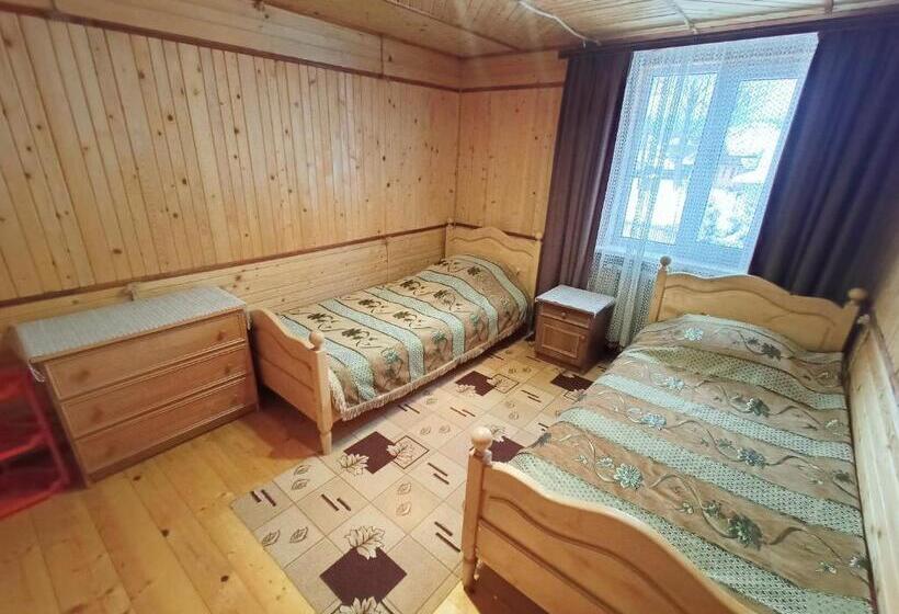 بنسيون Girskyi Kutochok