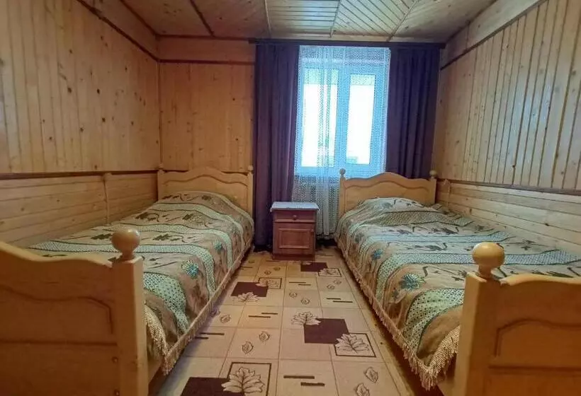 Majatalo Girskyi Kutochok