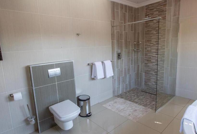 פנסיון Kareespruit Game Ranch & Guest House