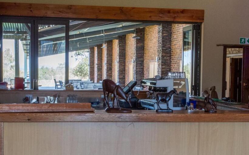 פנסיון Kareespruit Game Ranch & Guest House