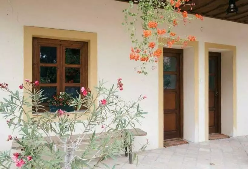 ペンション Koppány Lovasudvar