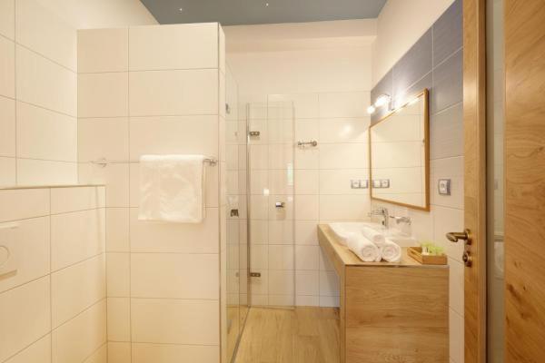 ペンション Penzion Na Kraji Lesa