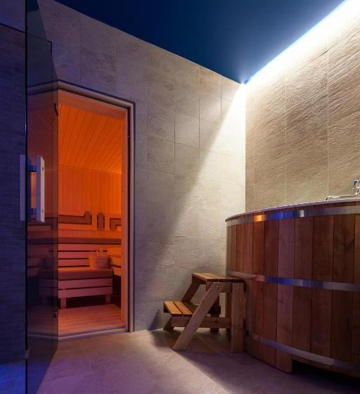 ペンション Penzion Na Kraji Lesa