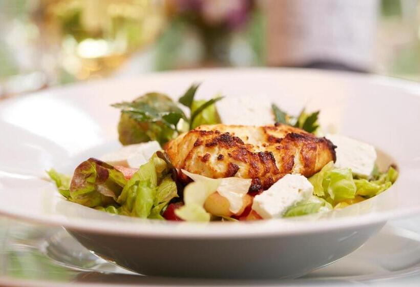 ペンション Penzion Na Kraji Lesa