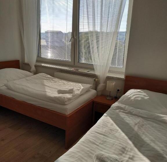 펜션 Penzion Patria Kobyli