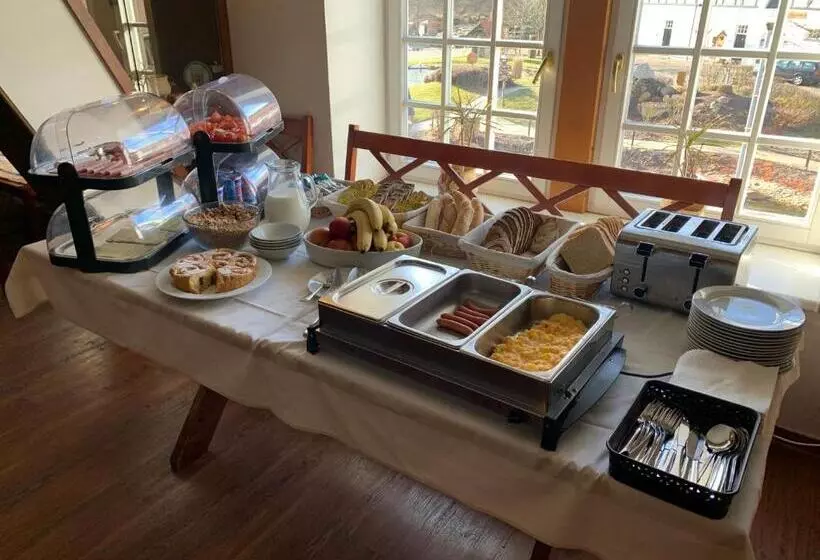 Majatalo Penzion Statek Bernard