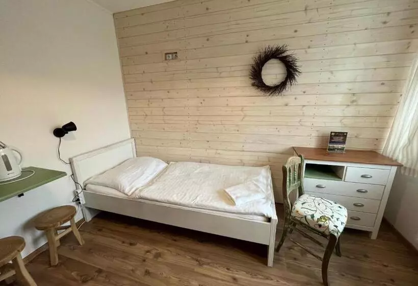 Majatalo Penzion Statek Bernard