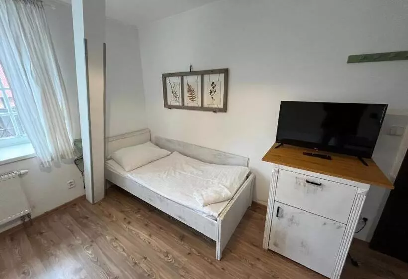 Majatalo Penzion Statek Bernard