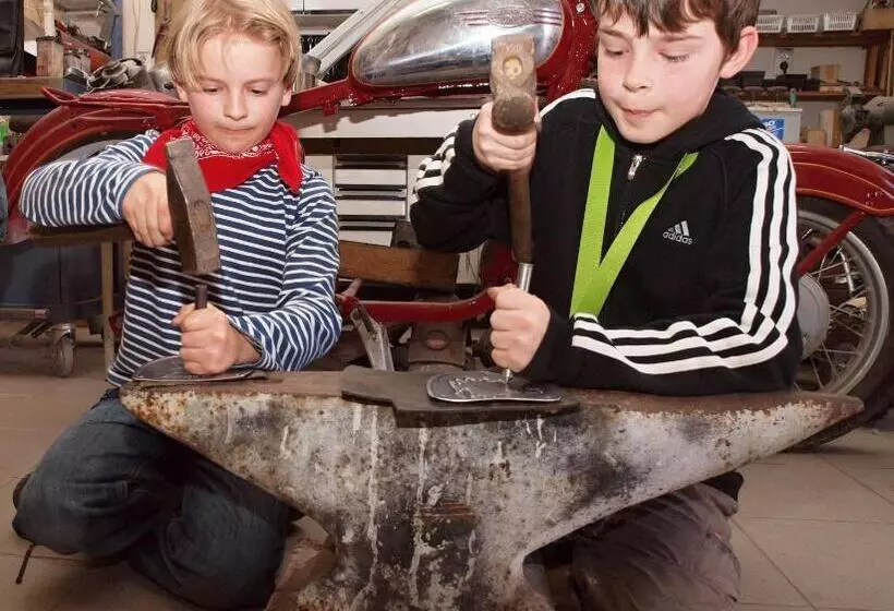 Majatalo Penzion Statek Bernard