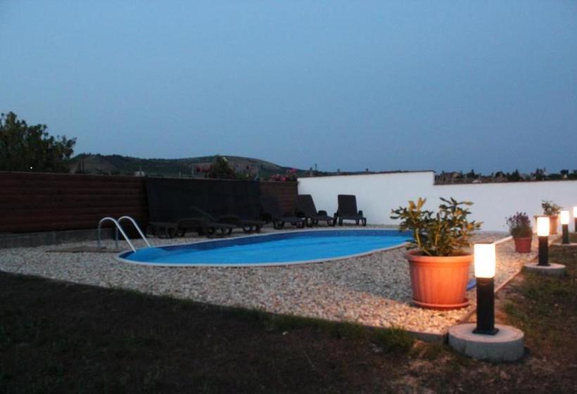 Пансион Pillangó Vendégház