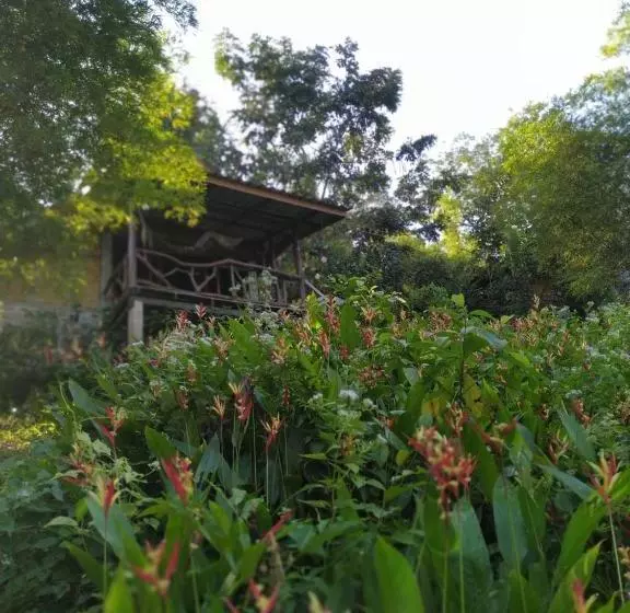 Majatalo Rattana Bungalow Koh Chang